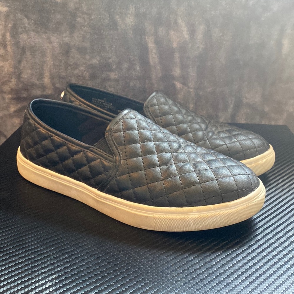 Slip ons